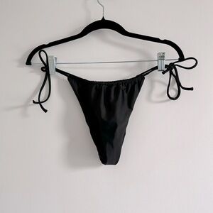 H&M NWOT Black High Rise Cheeky Bikini Bottom | Adjustable Tie Sides size 4